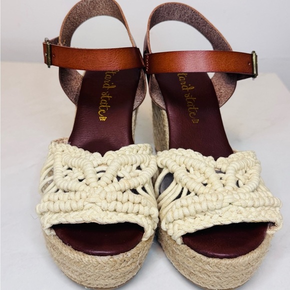 Cream and Brown Woven Wedge Sandals - Picture 5 of 11